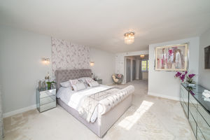 BEDROOM- click for photo gallery